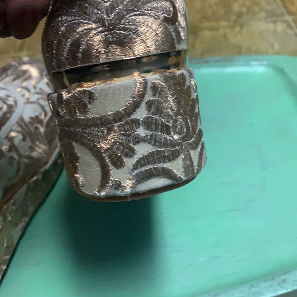 Tony Burch - Picture 11 of 12